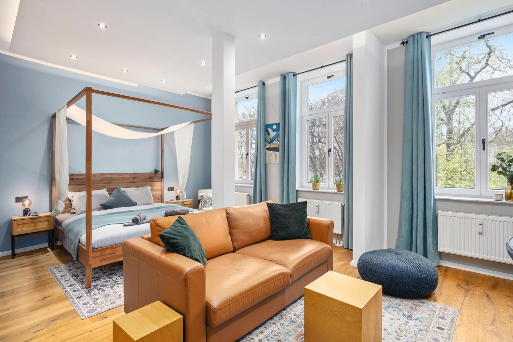 Edler Wohnraum Luxurioeses Stadtstudio Mit Balkon, Kaffeevollautomat & Klima Zwickau Exterior photo